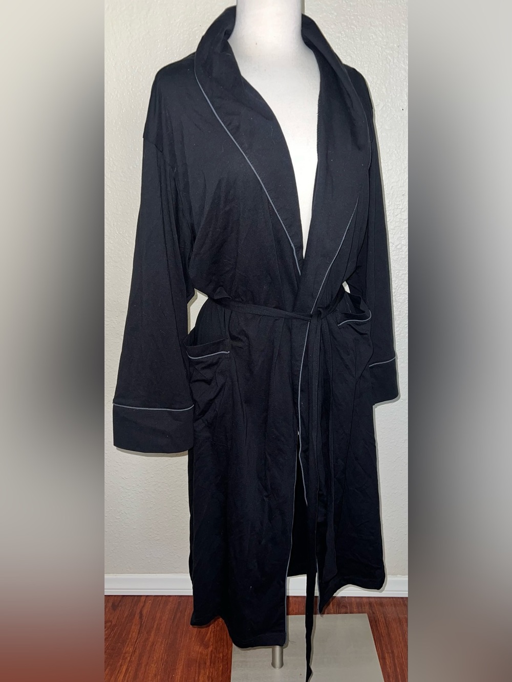 Classic Men’s Black Knit Robe with Contrast Piping